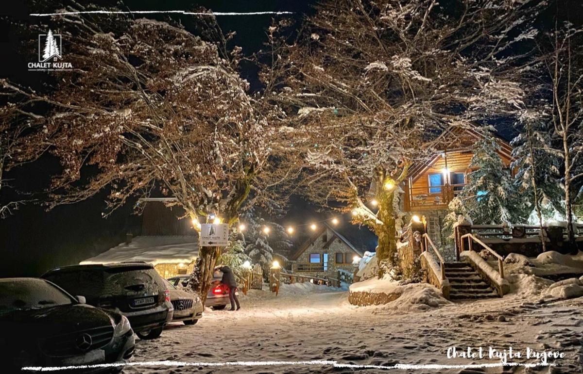 Chalet Kujta Peje Buitenkant foto